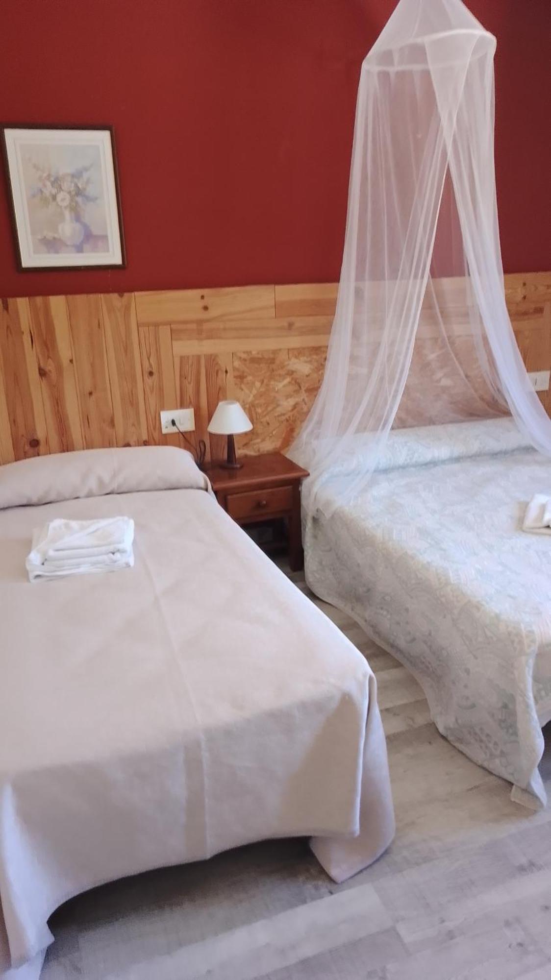 Eco Art Hotel Rural Tajo 佩拉莱霍斯德拉斯特鲁查斯 外观 照片