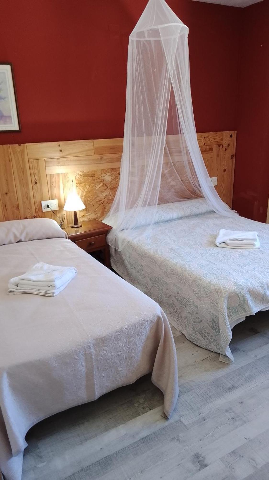 Eco Art Hotel Rural Tajo 佩拉莱霍斯德拉斯特鲁查斯 外观 照片