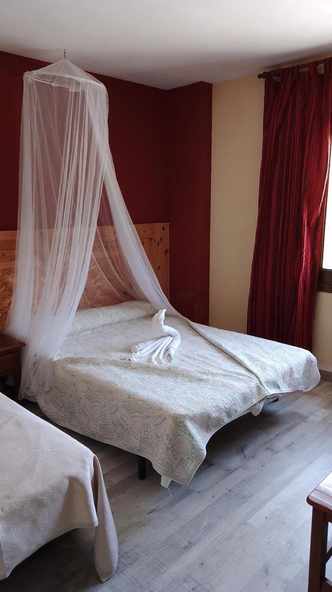 Eco Art Hotel Rural Tajo 佩拉莱霍斯德拉斯特鲁查斯 外观 照片